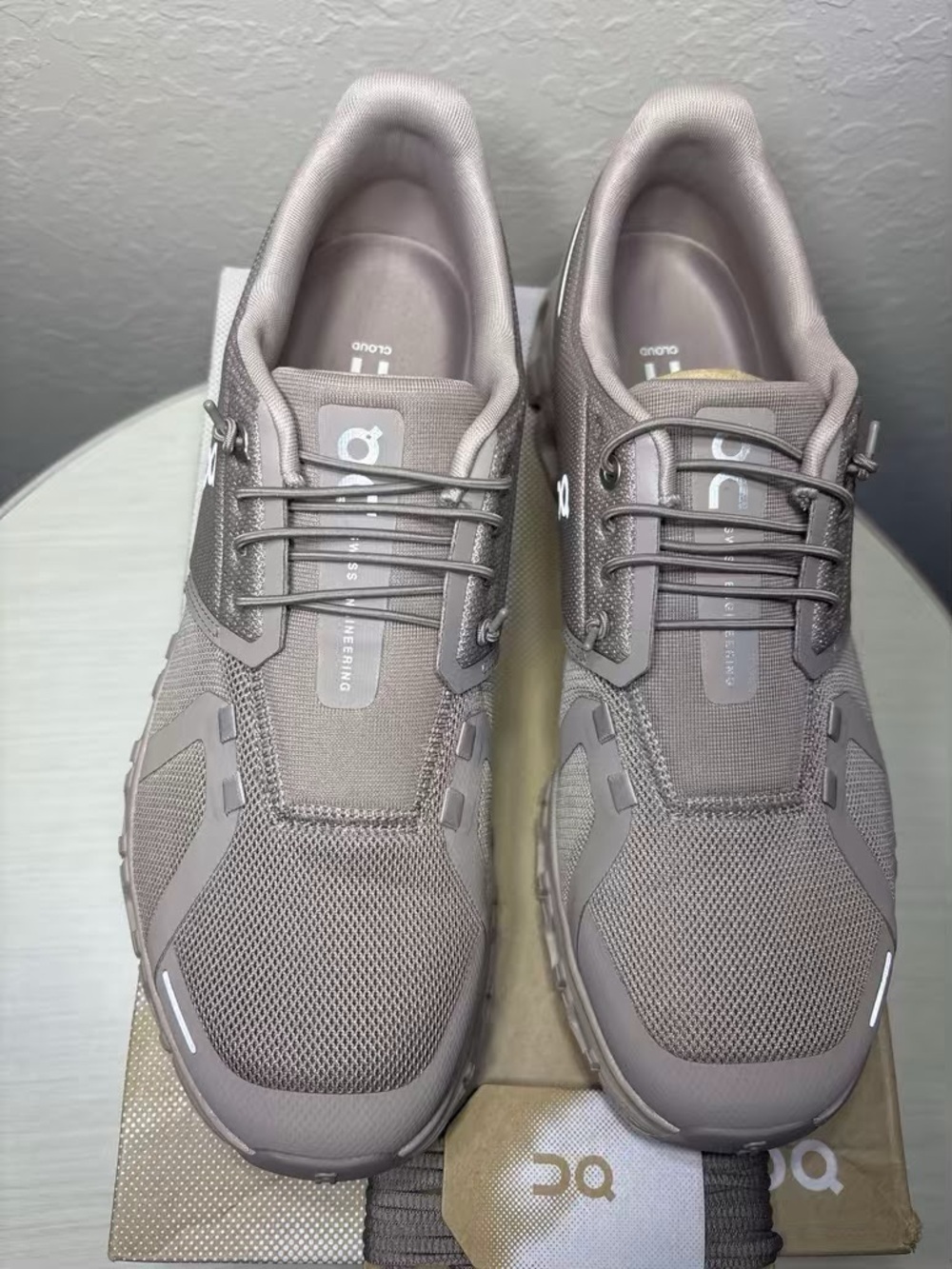 On Running Cloud 6 Women's Size 11 Wide Sand Beige NIB Sneakers 3WF1006 - Picture 3 of 8